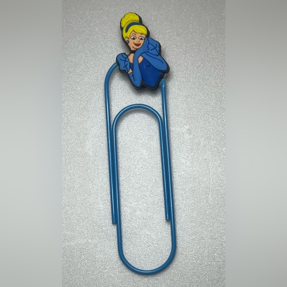 Assorted Princess Paperclips - Picture 4 of 5